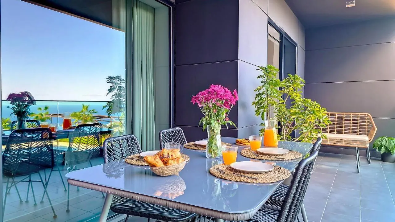 Roots Loft By Lovelystay Funchal  0*, Funchal (Madeira)