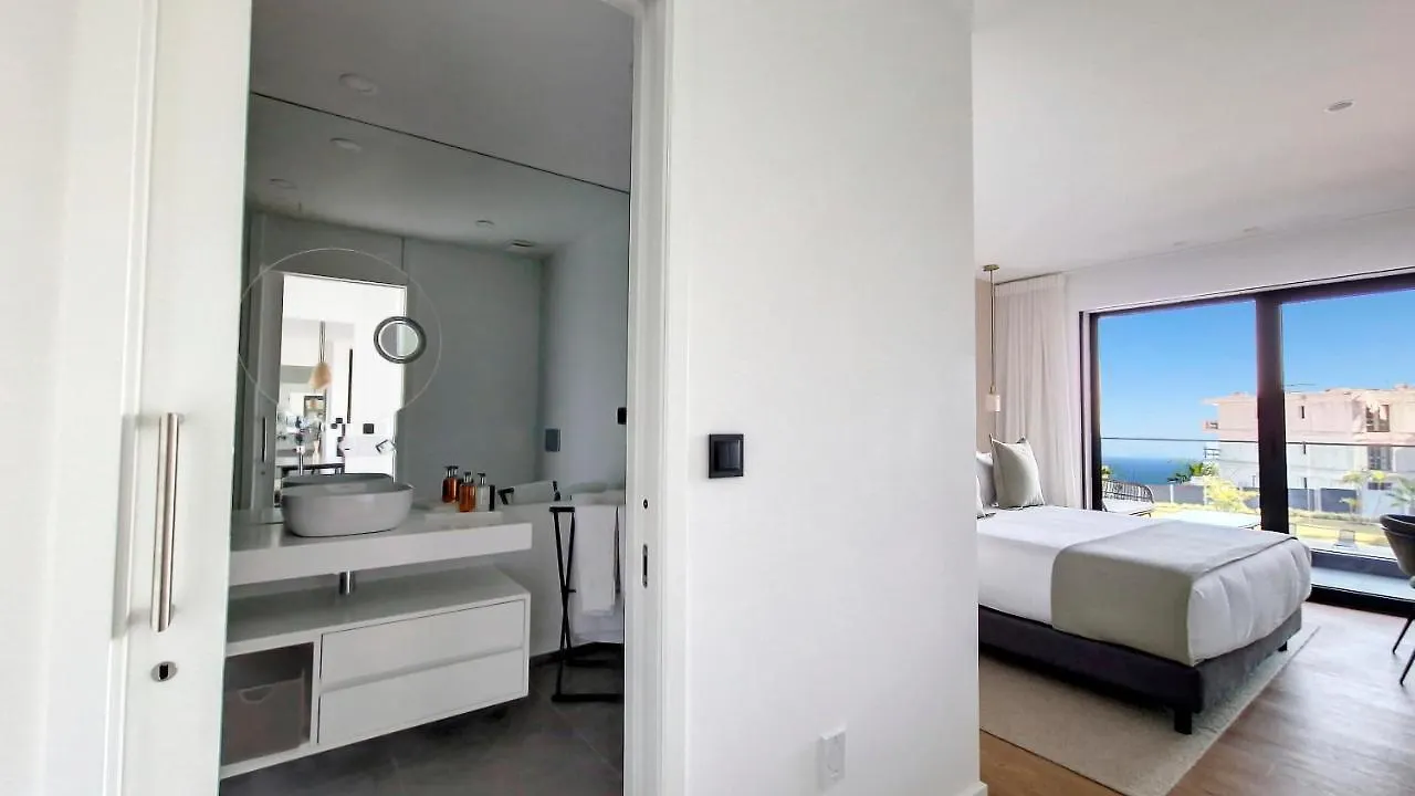 Roots Loft By Lovelystay Funchal  Funchal (Madeira)